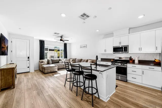 $575,000 | 307 Seedling Way, Fallbrook, CA 92028