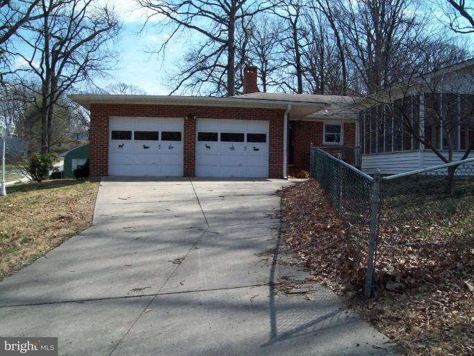 Garage 1