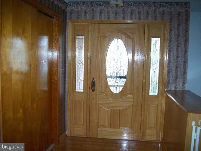 Entrance / Foyer