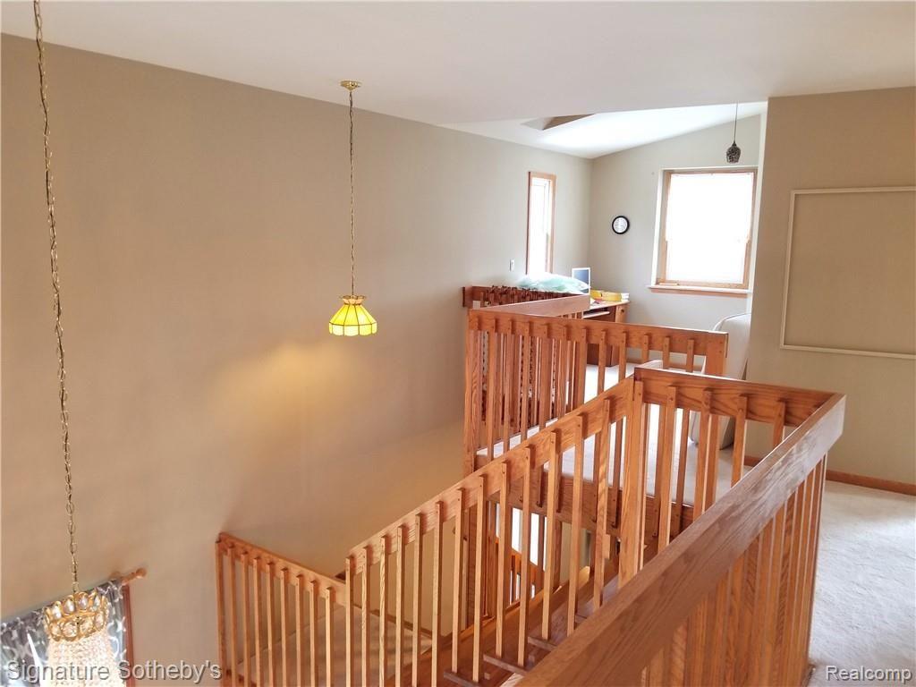 2075 Alfred Drive Troy, MI 48085 - Photo 18 of 25