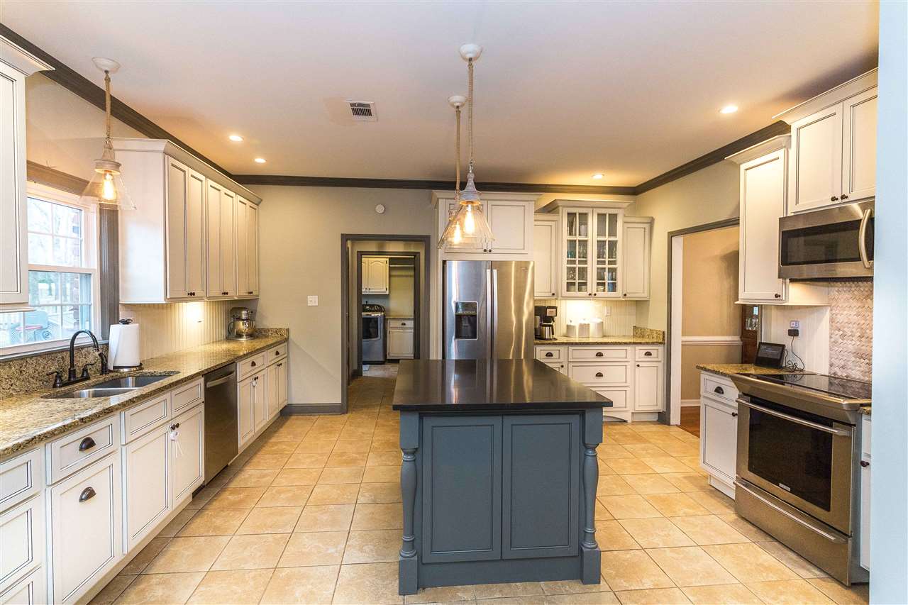 1211 Frank Road Collierville, TN 38017 - Photo 7 of 23 Large kitchen for a large family and plenty of room to prepare a meal.
