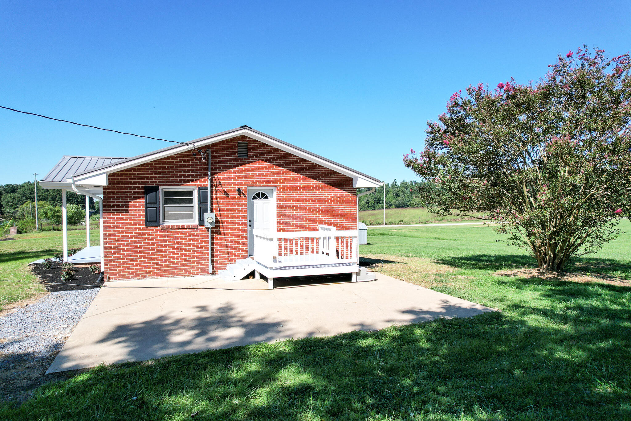 605 Seaton Road Afton, TN 37616 - Photo 23 of 26 DJI_0480
