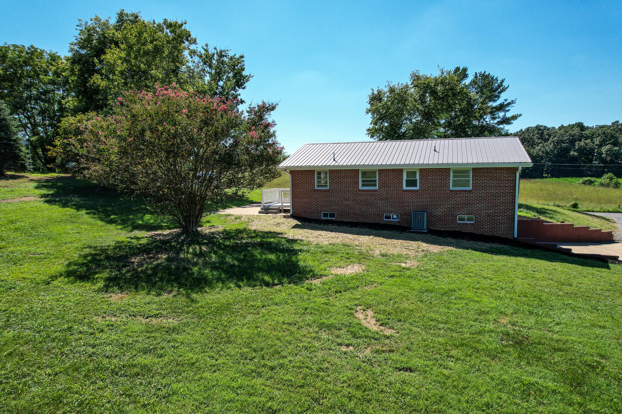 605 Seaton Road Afton, TN 37616 - Photo 24 of 26 DJI_0491