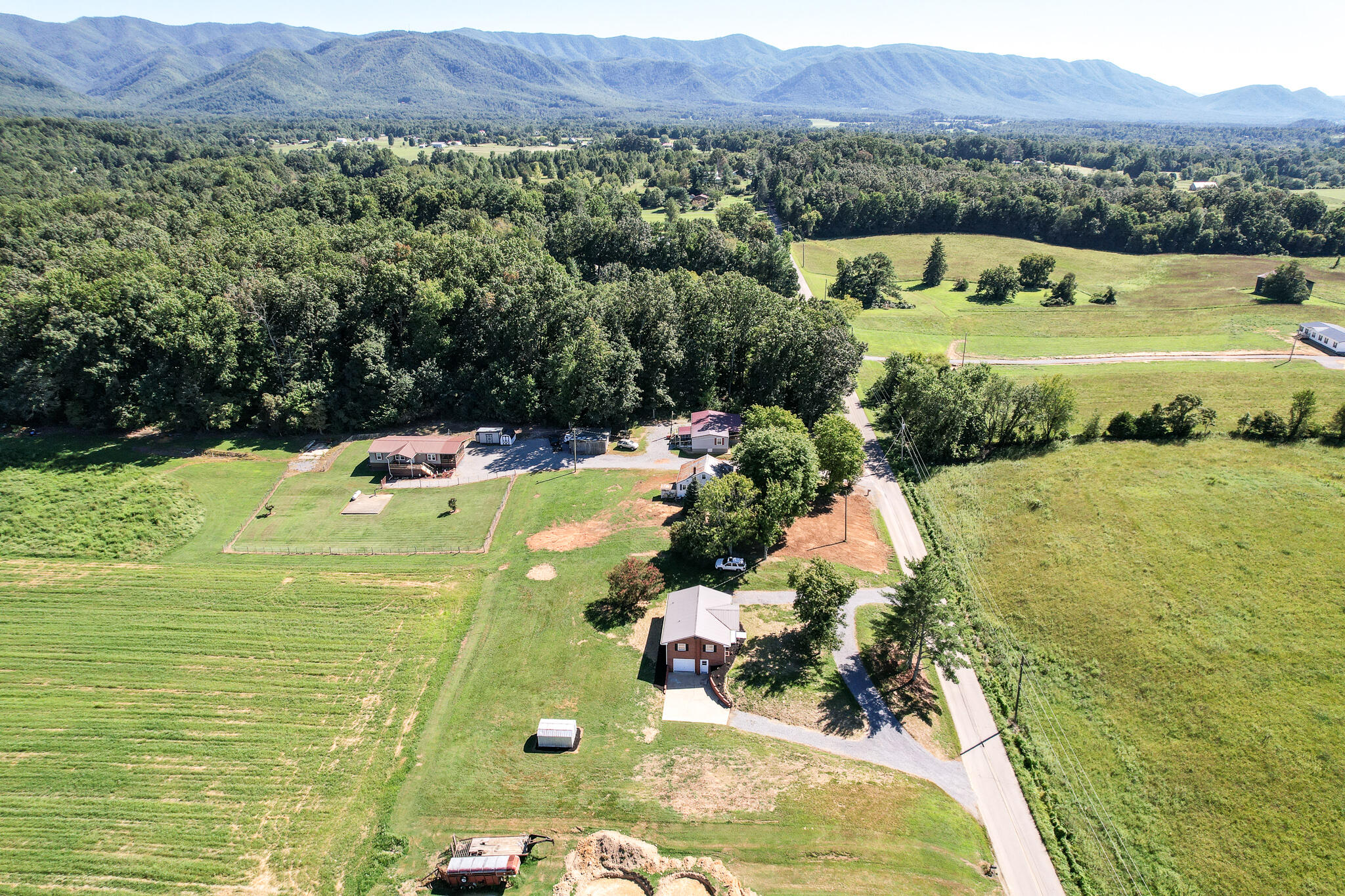 605 Seaton Road Afton, TN 37616 - Photo 25 of 26 DJI_0487