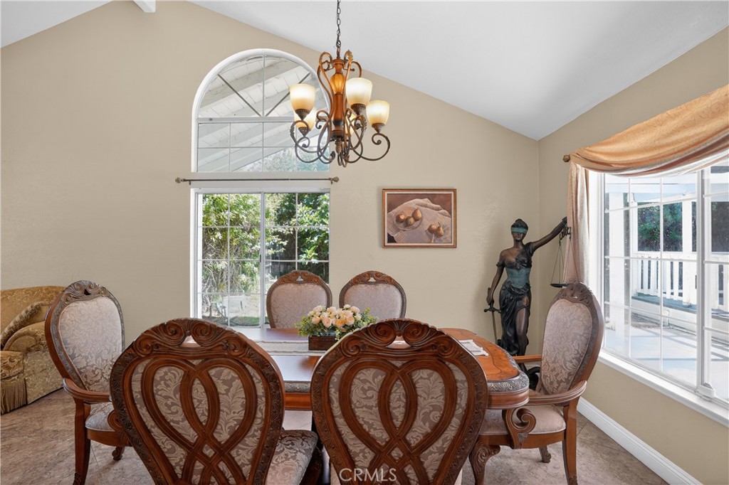 2081 Country Hills Lane Riverside, CA 92503 - Photo 25 of 25