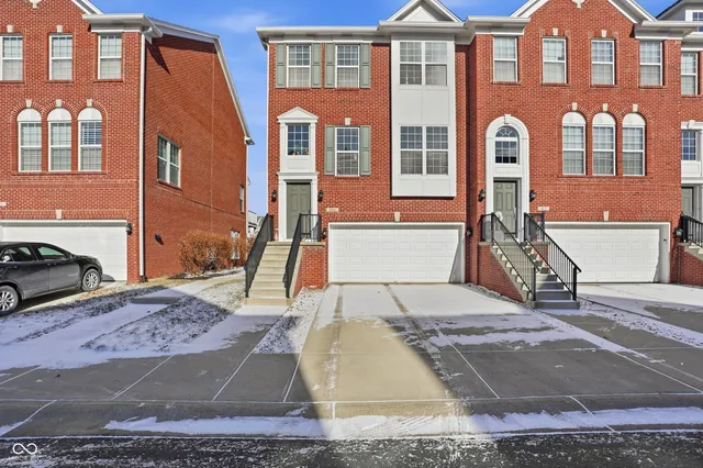 $410,000 | 806 Ivy Lane, Carmel, IN 46032