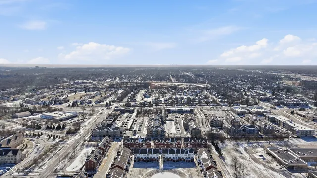 $410,000 | 806 Ivy Lane, Carmel, IN 46032