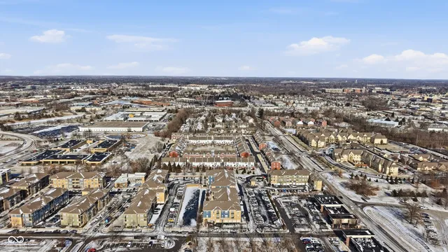 $410,000 | 806 Ivy Lane, Carmel, IN 46032