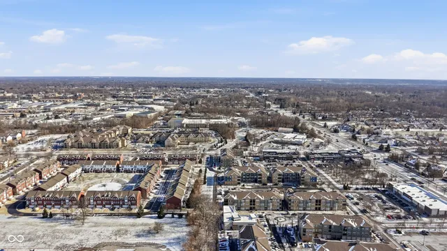 $410,000 | 806 Ivy Lane, Carmel, IN 46032