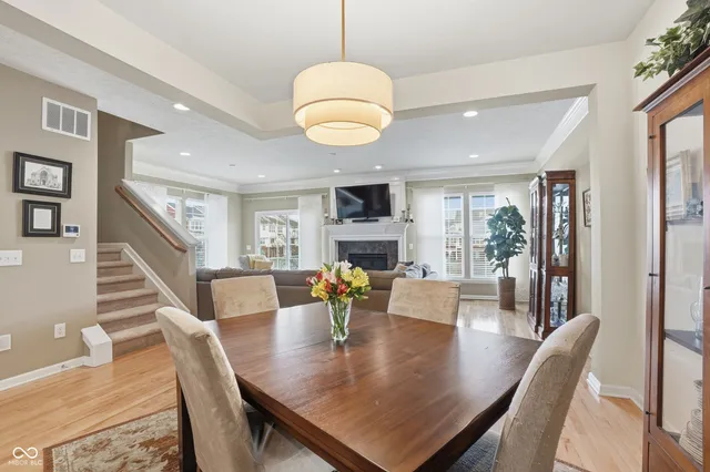 $410,000 | 806 Ivy Lane, Carmel, IN 46032