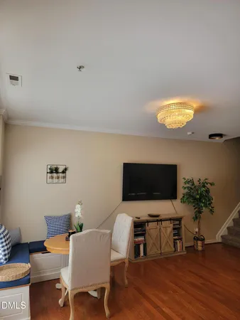 $1,950 | 2220 Valley Edge Drive, Unit 107, Raleigh, NC 27614