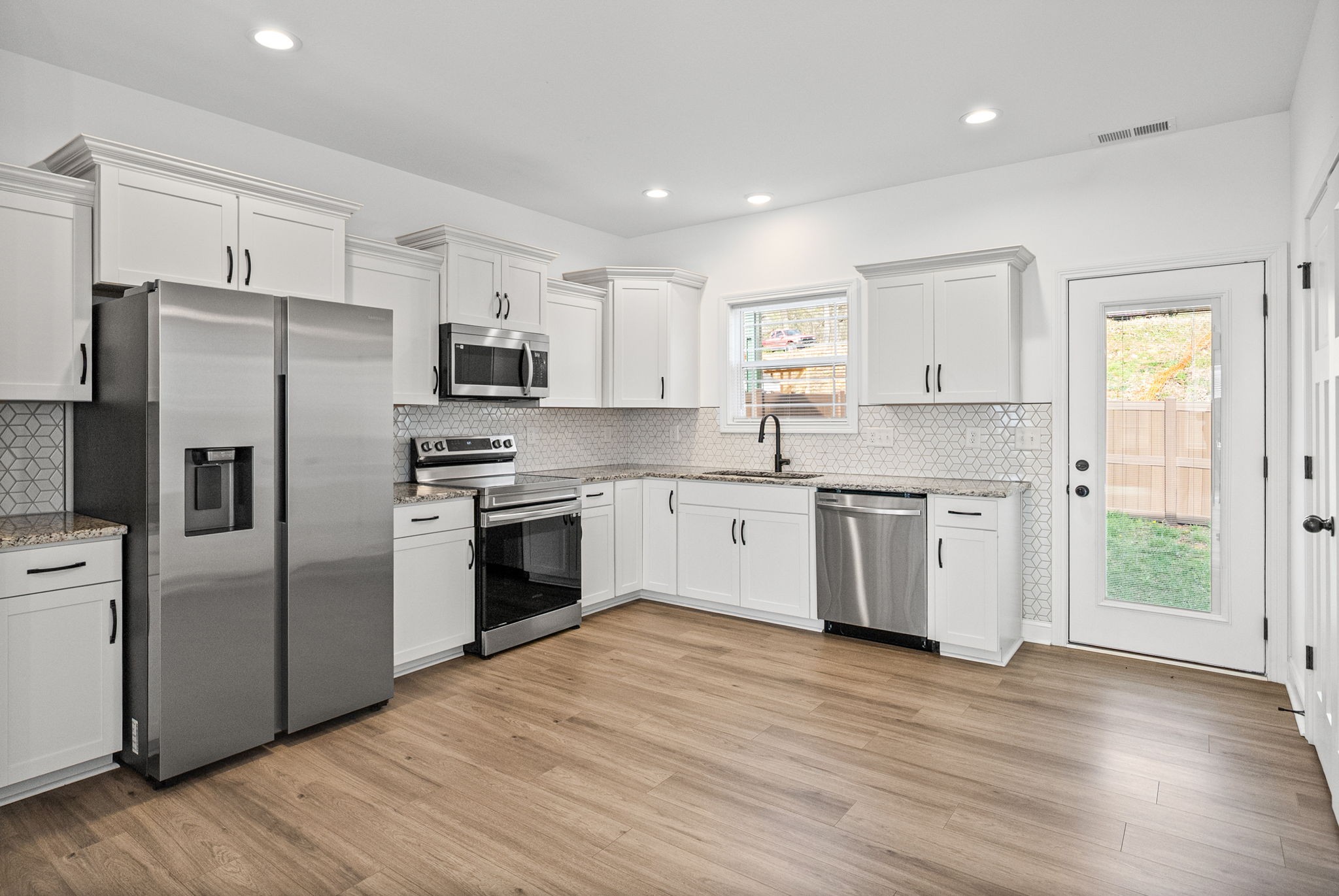 42 Cave Springs Road Clarksville, TN 37042 - Photo 6 of 24