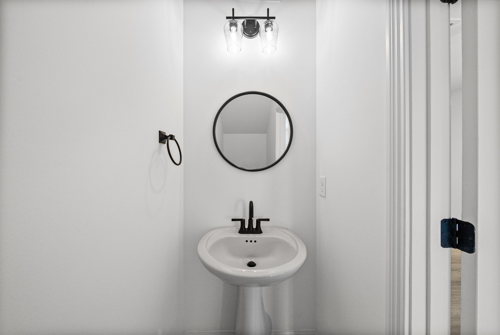 42 Cave Springs Road Clarksville, TN 37042 - Photo 9 of 24