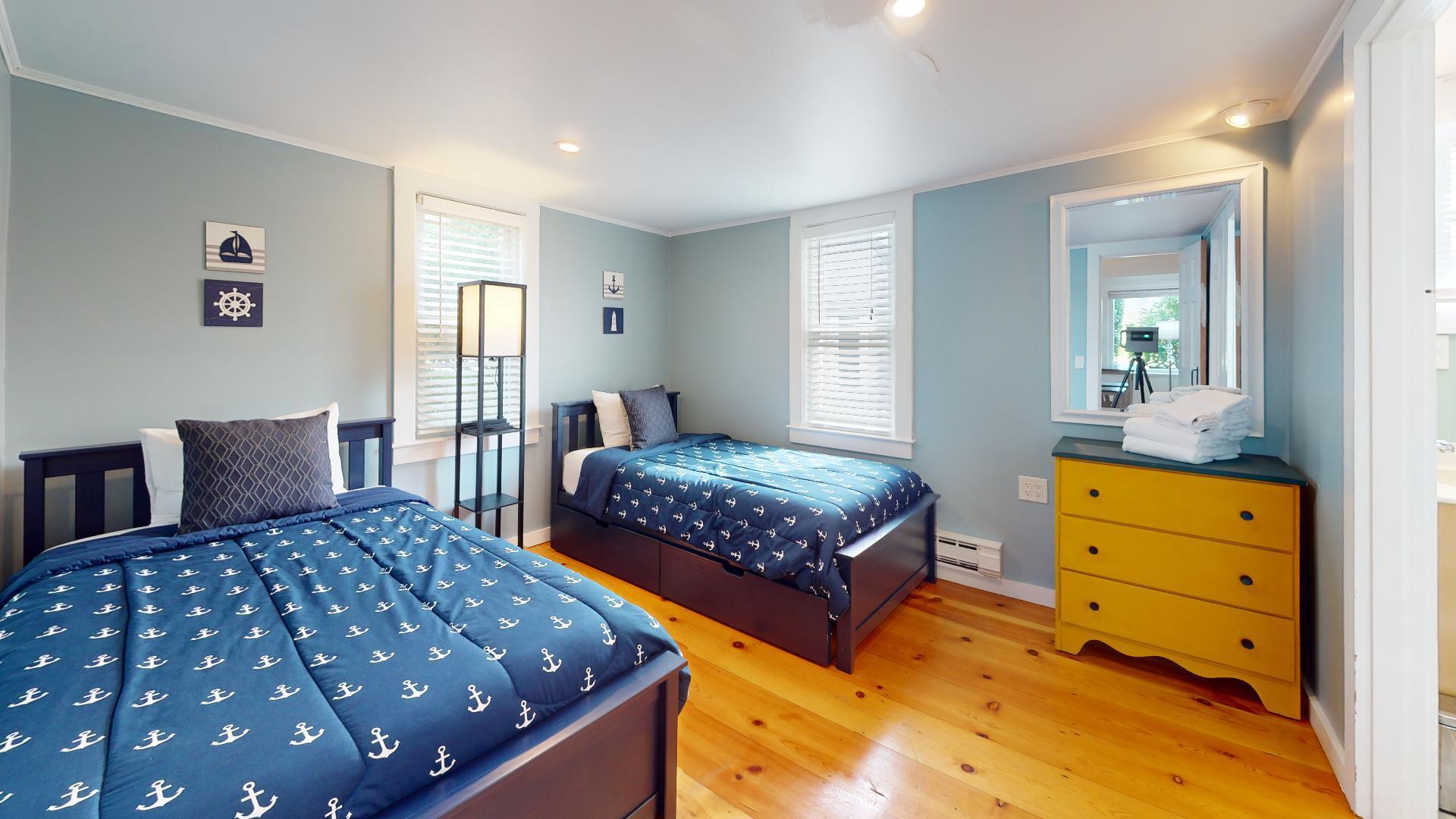 618 Shore Road, Unit 7 Truro, MA 02666 - Photo 10 of 41 618-Shore-Road-Bedroom