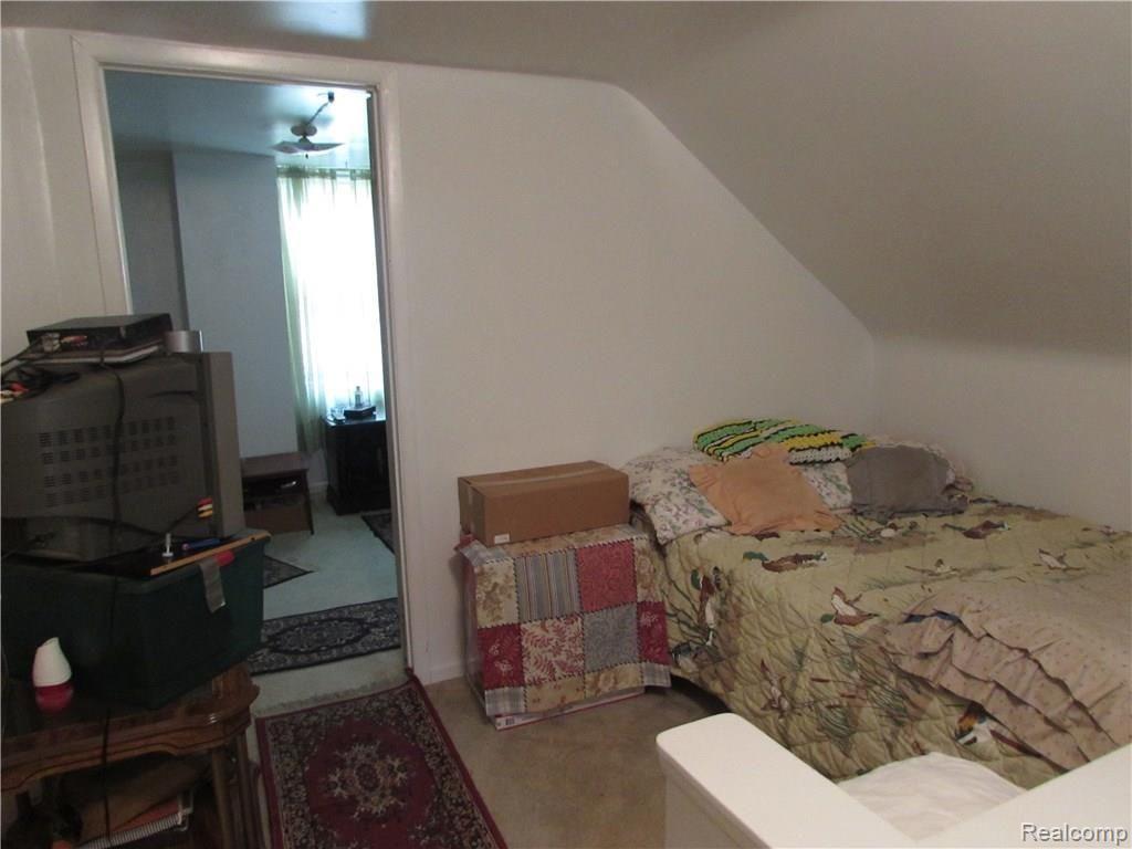 21315 Beech Daly Road Flat Rock, MI 48134 - Photo 17 of 19 IMG_4110.JPG