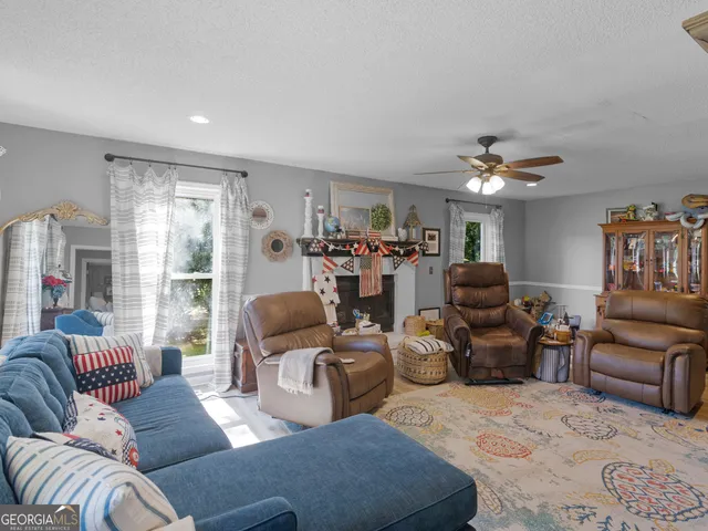 $289,000 | 3636 West Point Circle, Lizella, GA 31052