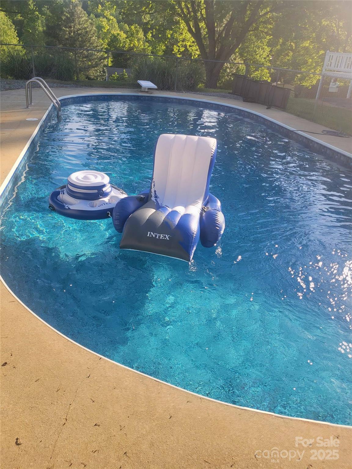 530 Toney Road Marion, NC 28752 - Photo 16 of 48 a view of outdoor space and yard