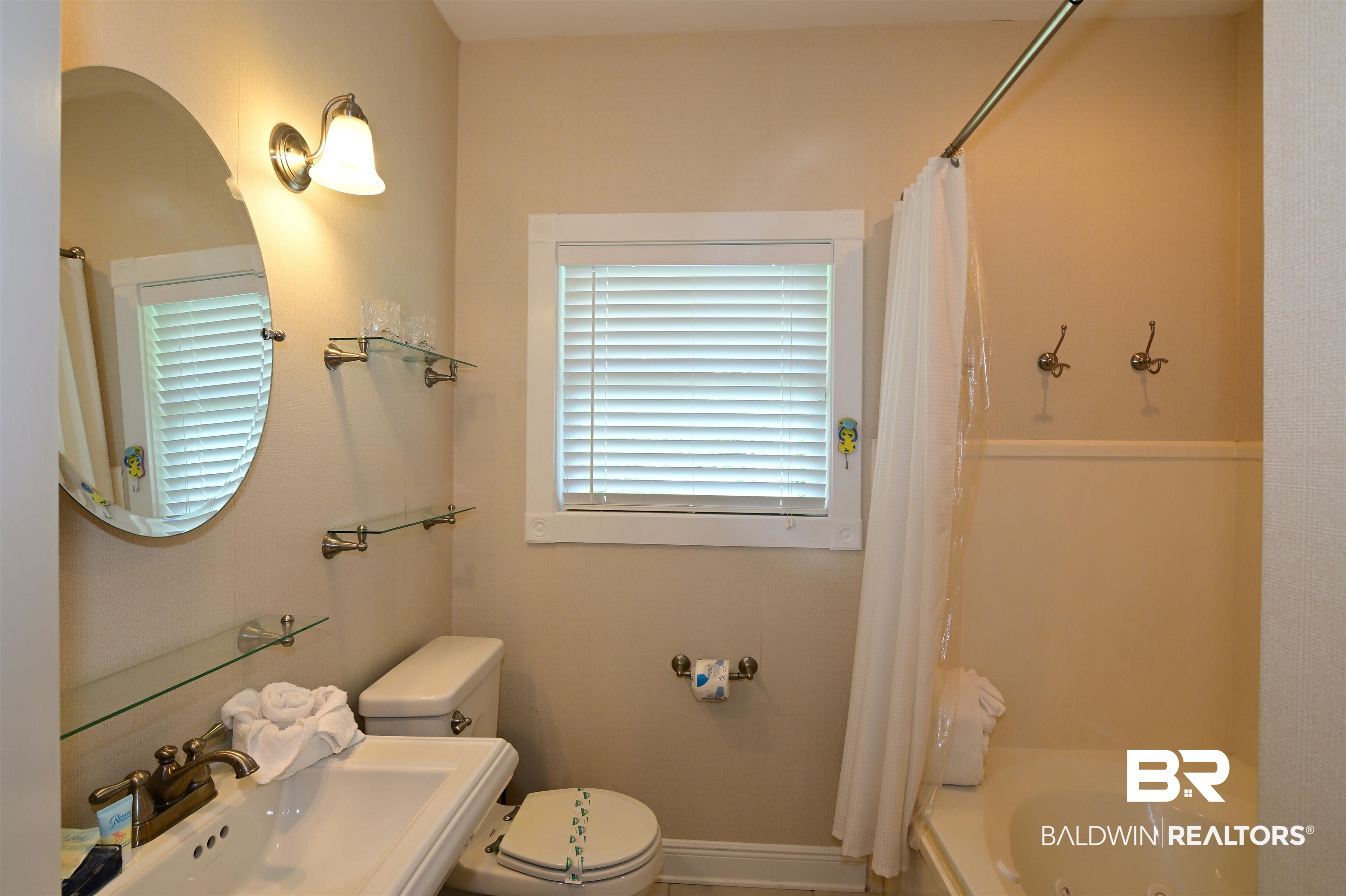 9397 South Bay Street Foley, AL 36535 - Photo 21 of 57 Unit 2's second Bath
