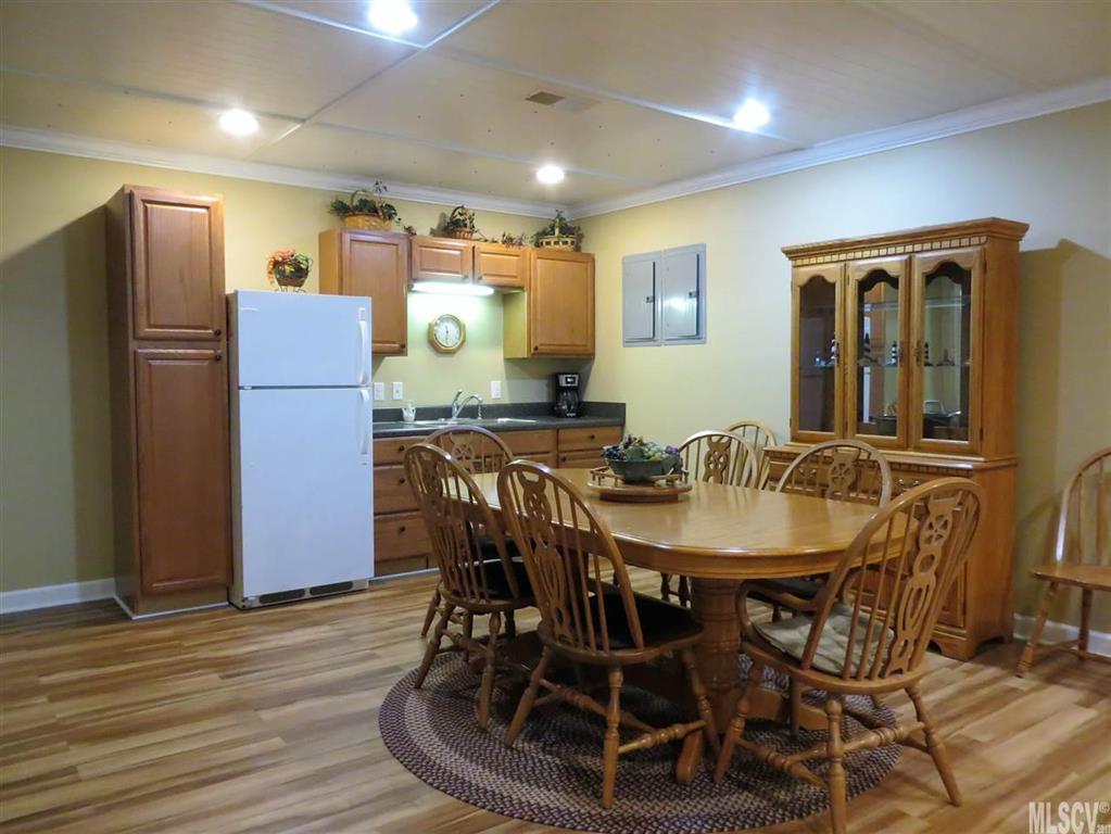 4566 Henry River Road Hickory, NC 28602 - Photo 11 of 25 Gallery Image 11