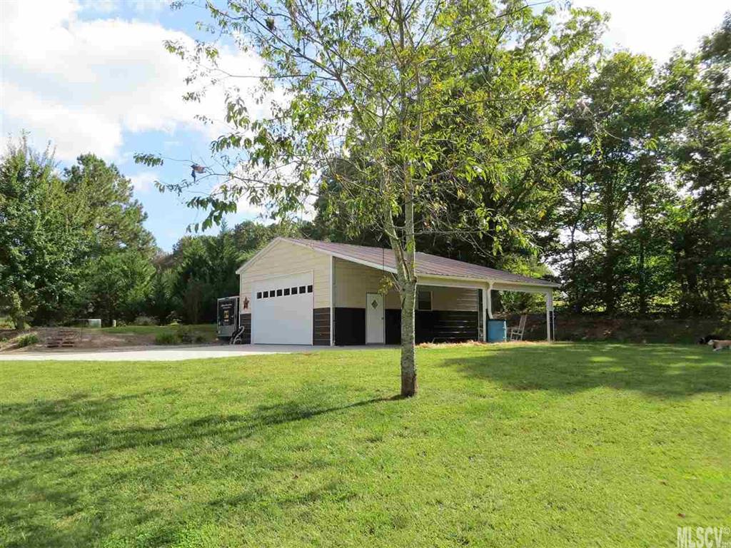 4566 Henry River Road Hickory, NC 28602 - Photo 18 of 25 Gallery Image 18