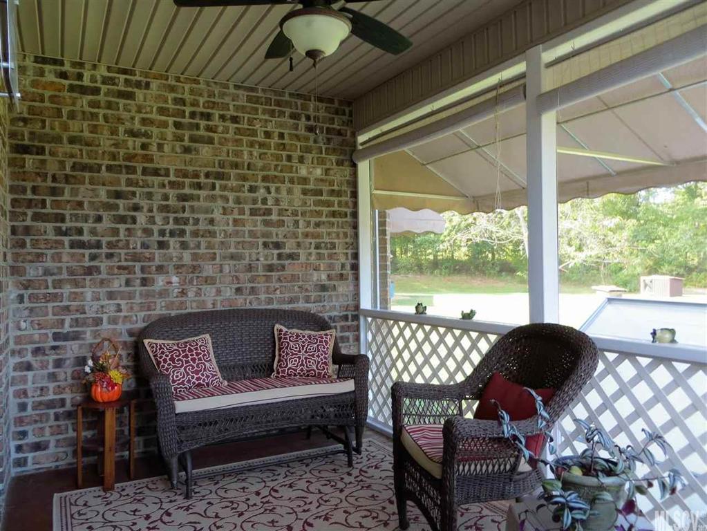 4566 Henry River Road Hickory, NC 28602 - Photo 9 of 25 Gallery Image 9
