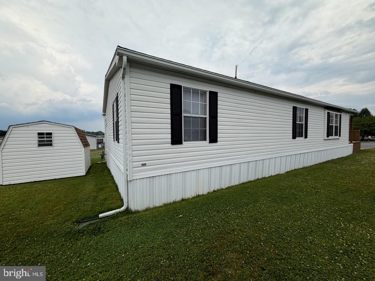 215 Pheasant Ridge Circle Lancaster, PA 17603 - Photo 10 of 28