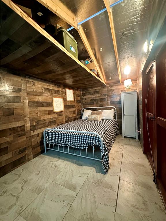 134-1112 1112th Rio Vista, TX 76093 - Photo 25 of 25 a view of room with door