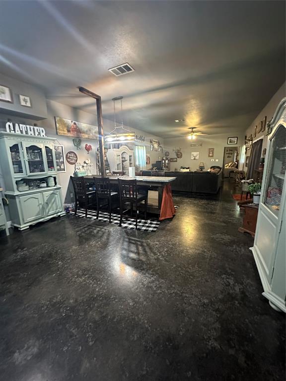 134-1112 1112th Rio Vista, TX 76093 - Photo 4 of 25 a living room with lots of furniture and kitchen view
