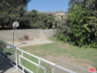 4964 Valley Ridge Avenue View Park, CA 90043 - Photo 17 of 19