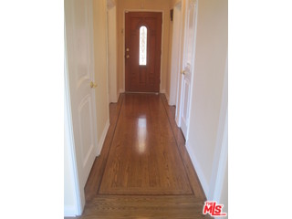 4964 Valley Ridge Avenue View Park, CA 90043 - Photo 3 of 19