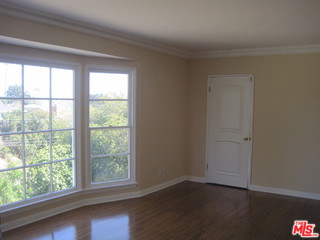 4964 Valley Ridge Avenue View Park, CA 90043 - Photo 4 of 19