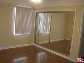 4964 Valley Ridge Avenue View Park, CA 90043 - Photo 9 of 19
