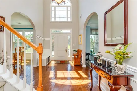 $645,000 | 320 Hillside Manor Drive Northeast, Sugar Hill, GA 30518