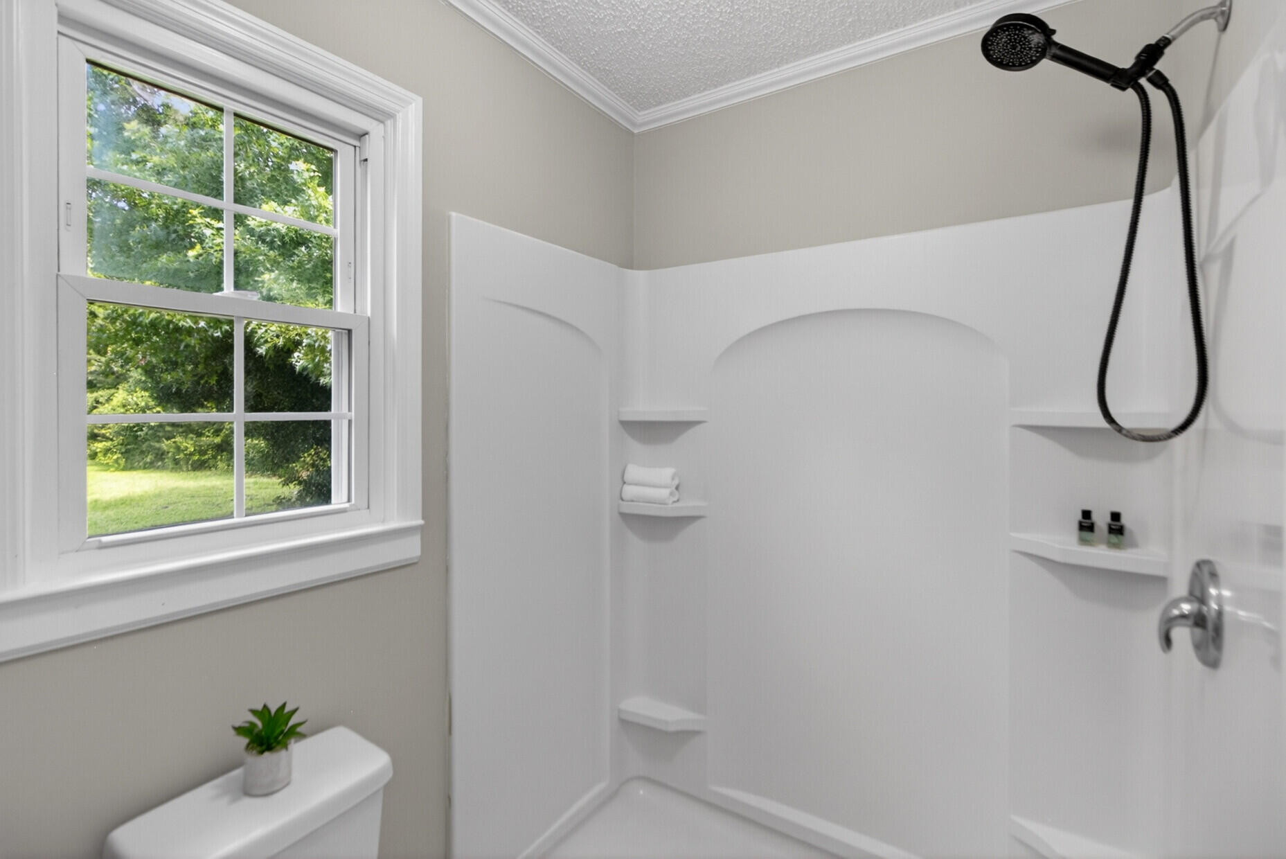 1824 Highway 61 Ridgeville, SC 29472 - Photo 21 of 35 21. Primary shower