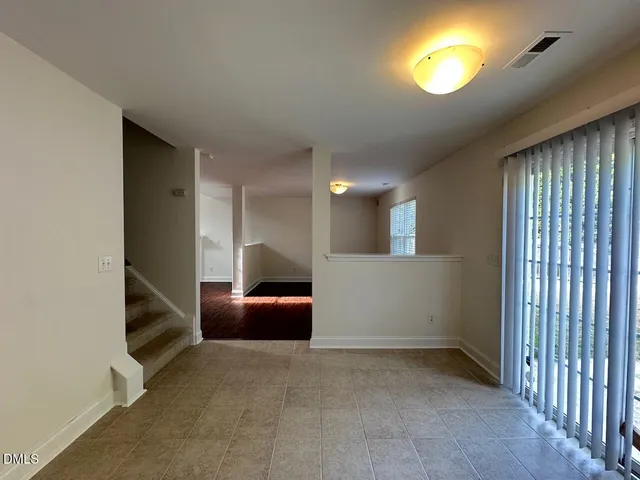 a view of livingroom with furniture