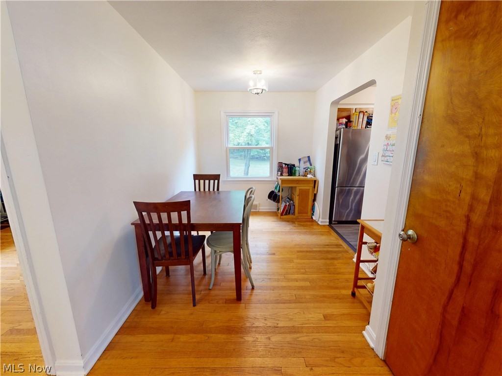 5972 Crossview Road Seven Hills, OH 44131 - Photo 6 of 34 Gallery Image 6