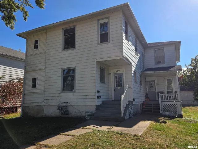 $100,000 | 519 4th Avenue South, Clinton, IA 52732