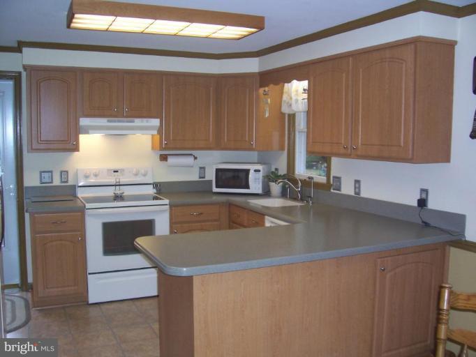 1625 Gibbons Road Point of Rocks, MD 21777 - Photo 3 of 11 Kitchen