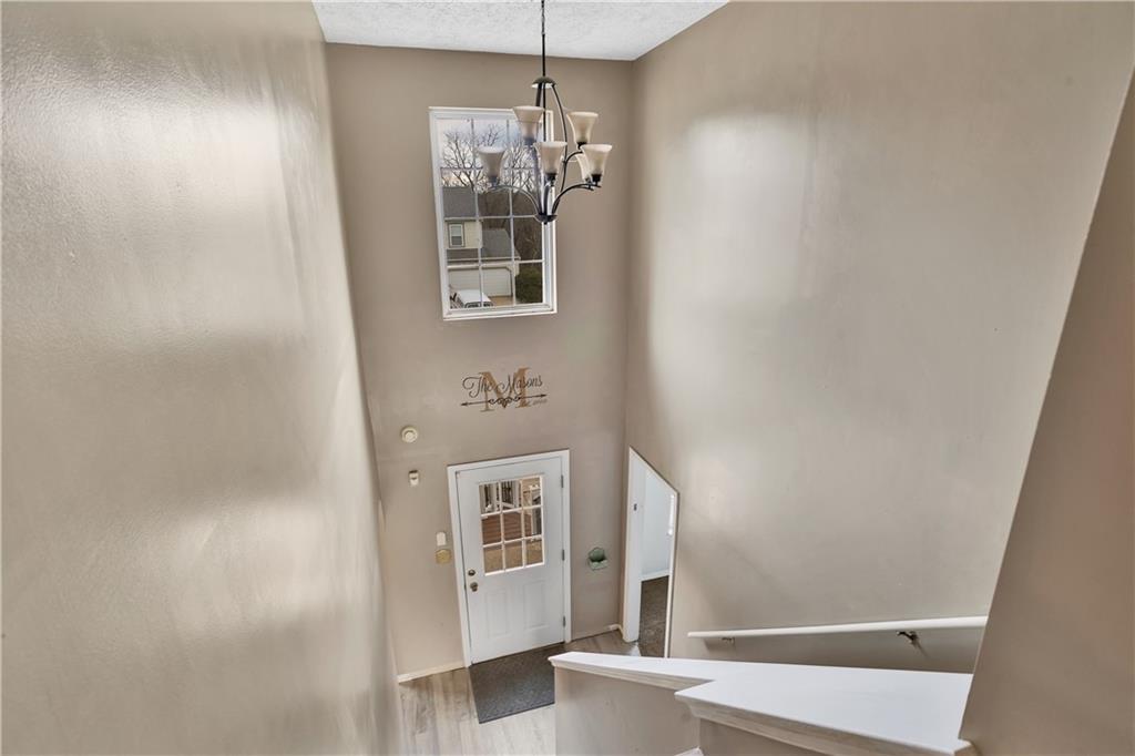 537 Jackson Drive Apollo, PA 15613 - Photo 20 of 38 2-Story entry