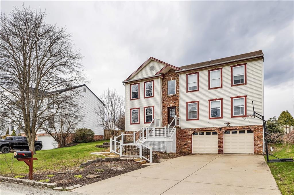 537 Jackson Drive Apollo, PA 15613 - Photo 3 of 38