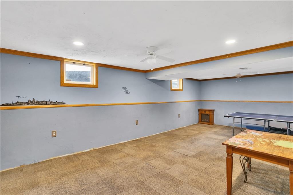 537 Jackson Drive Apollo, PA 15613 - Photo 31 of 38 Huge Game room