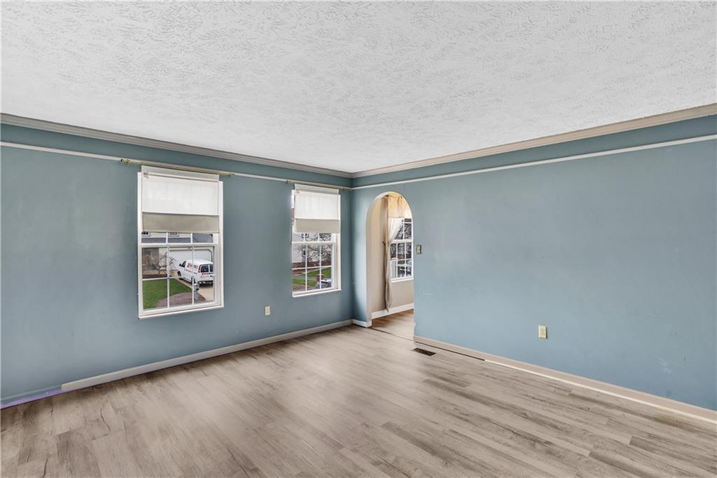 537 Jackson Drive Apollo, PA 15613 - Photo 9 of 38