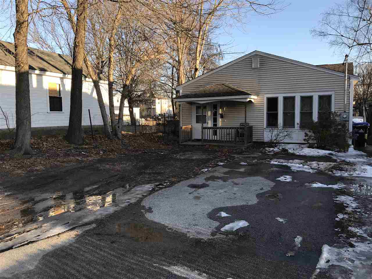 28 Riverside Drive Hudson, NH 03051 - Photo 1 of 14