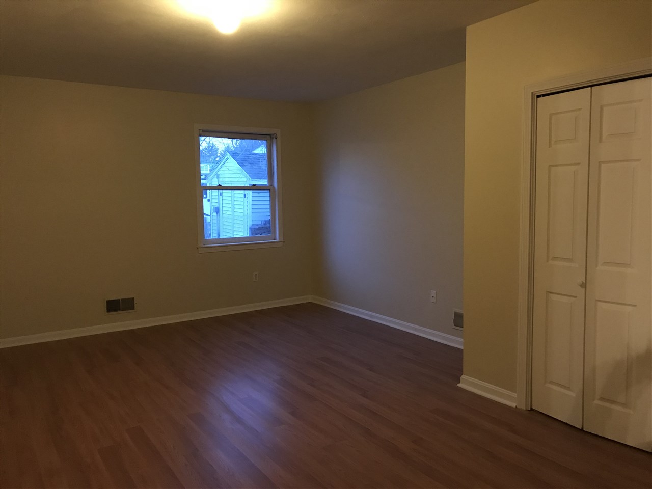 28 Riverside Drive Hudson, NH 03051 - Photo 10 of 14