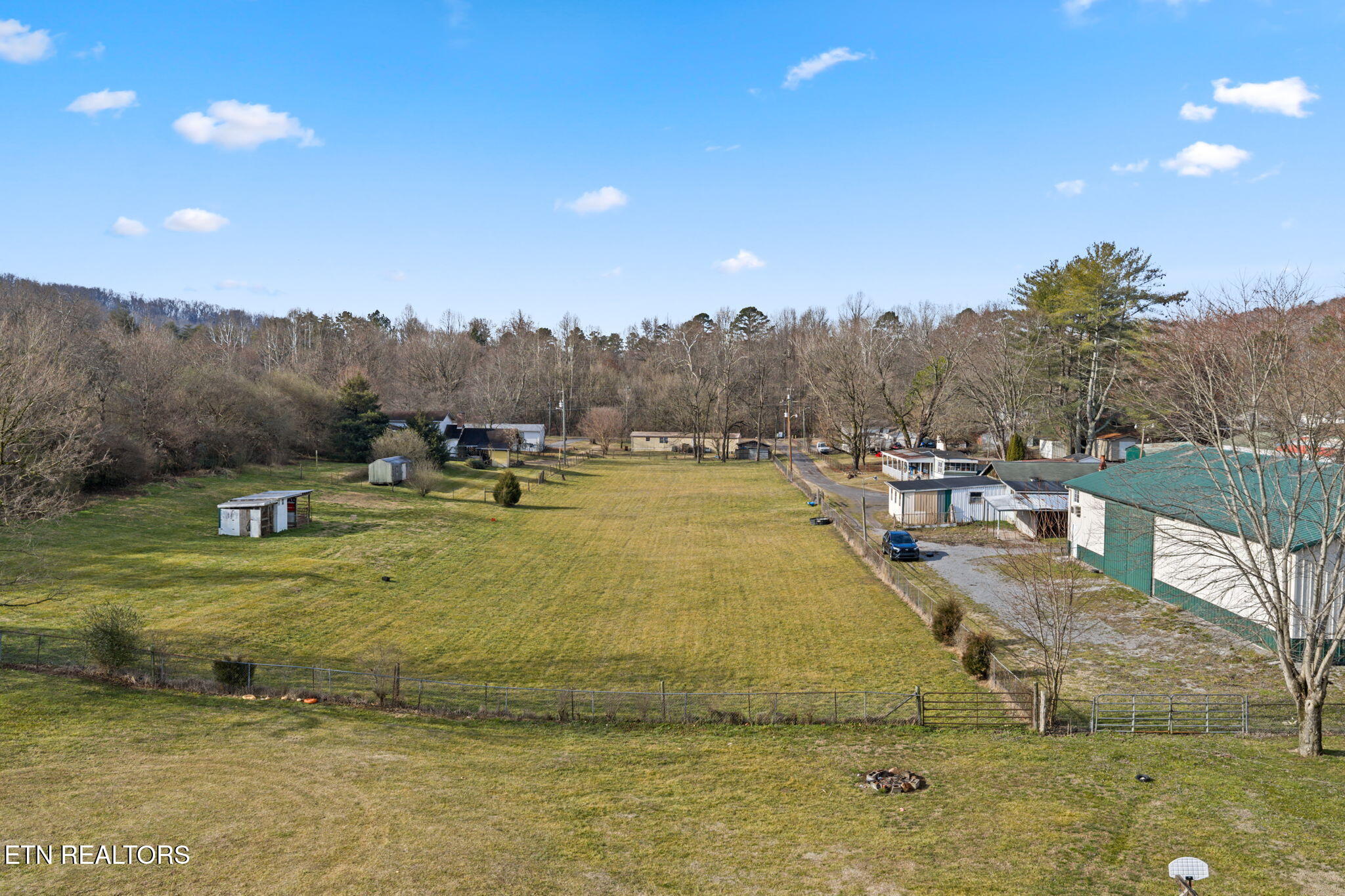 6435 Hubert Bean Road Knoxville, TN 37918 - Photo 2 of 8 6-web-or-mls-2352 Mynatt Rd --33