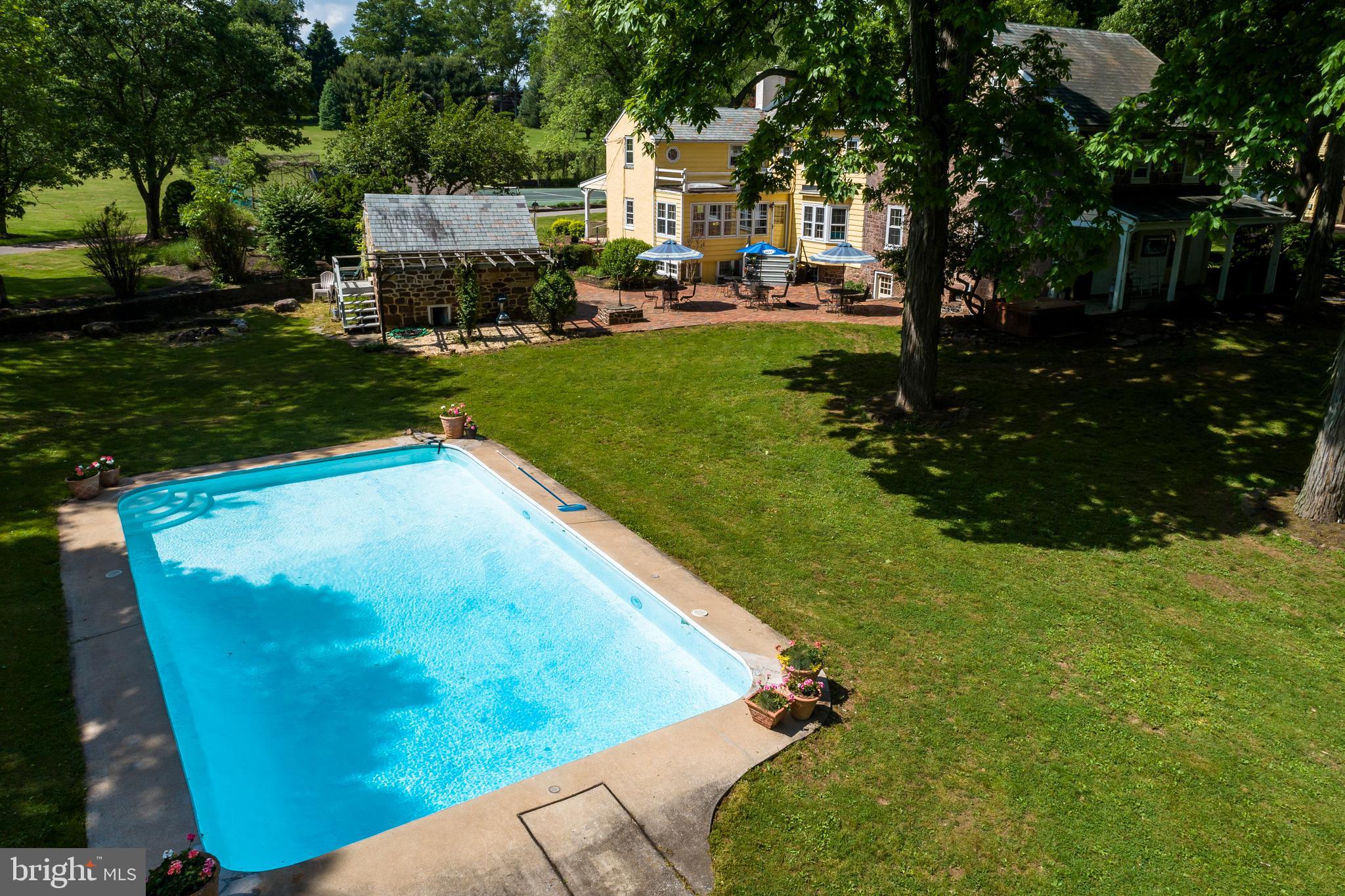 886 Vaughn Road Pottstown, PA 19465 - Photo 11 of 88