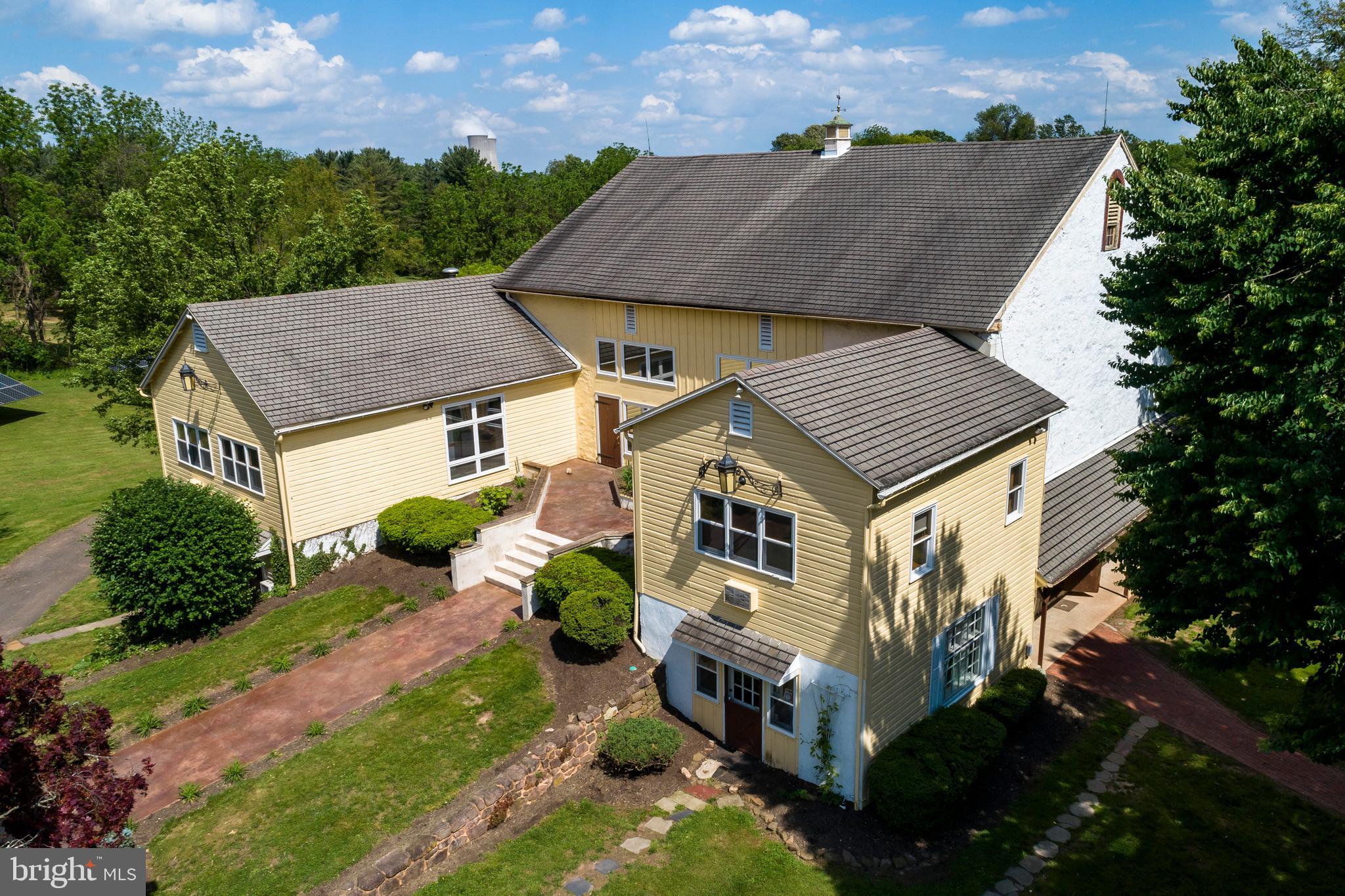 886 Vaughn Road Pottstown, PA 19465 - Photo 15 of 88