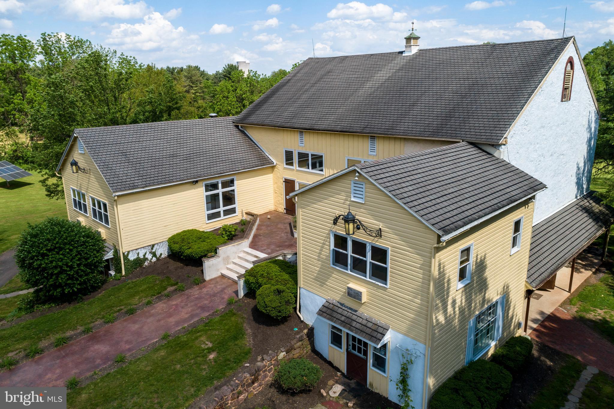 886 Vaughn Road Pottstown, PA 19465 - Photo 16 of 88