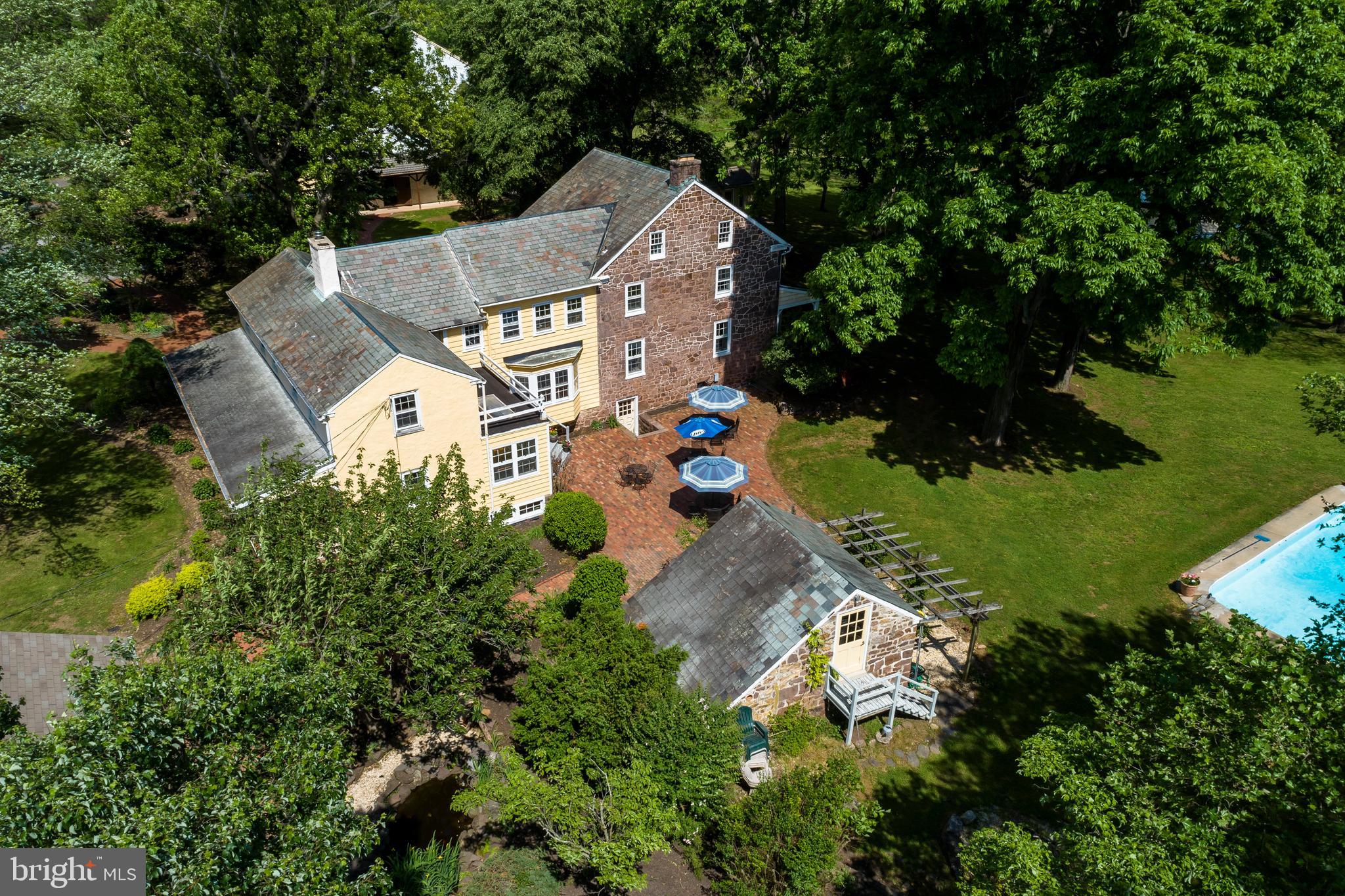 886 Vaughn Road Pottstown, PA 19465 - Photo 7 of 88