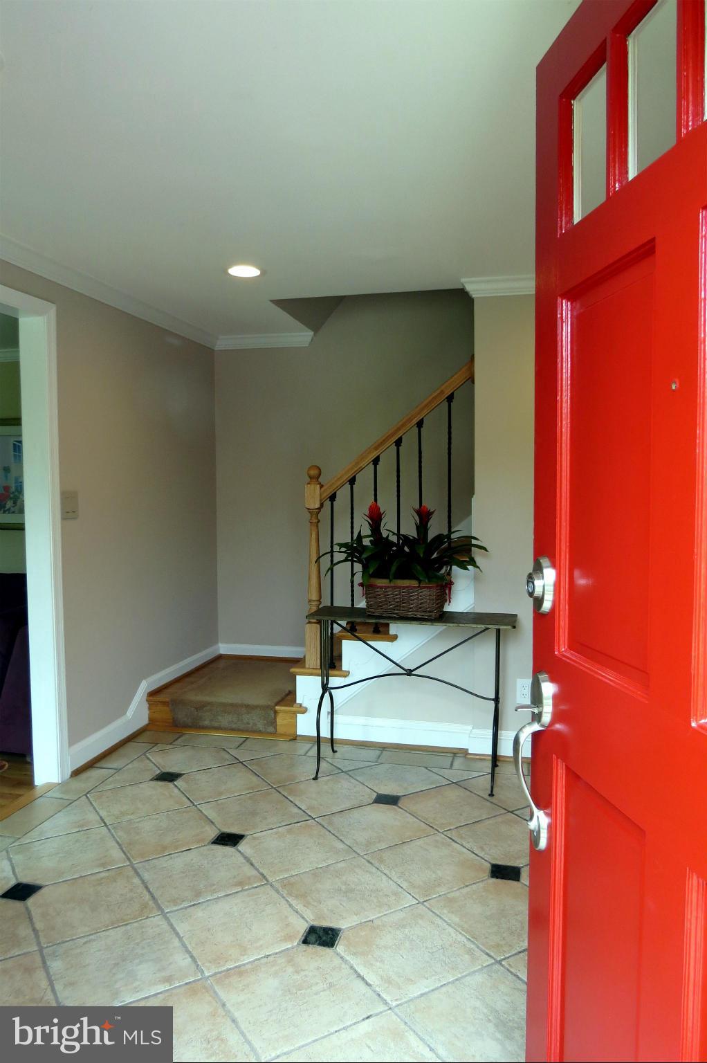 6 Over Ridge Court Potomac, MD 20854 - Photo 2 of 30 Interior (General)